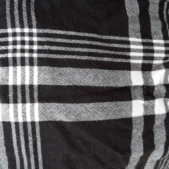 Loft black white plaid button down long sleeve medium - Picture 5 of 9